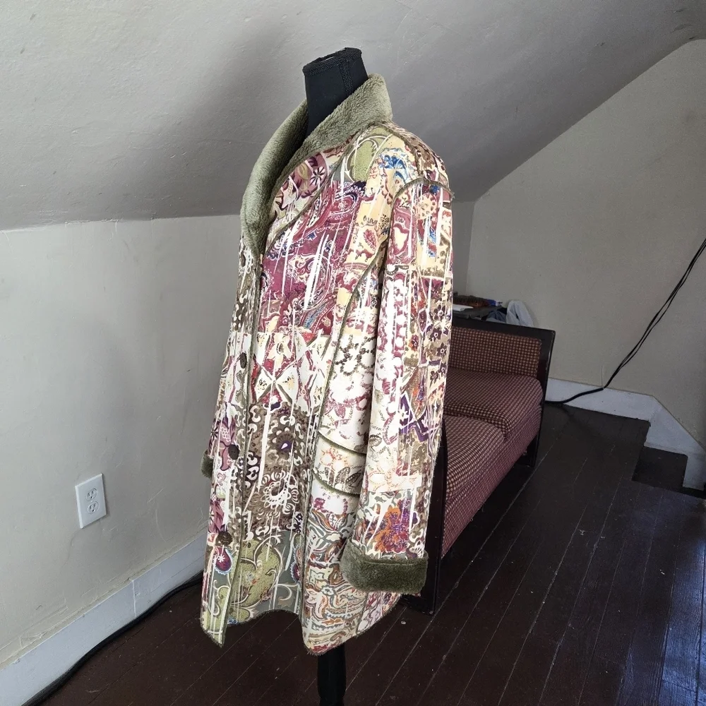 Chico’s Patchwork Tapestry‎ Coat Size 2 (L) Faux Fur Lined Boho Artsy Jacket